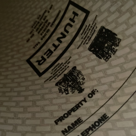 Woman's size 7.5 Barely worn Hunter rain boots - Picture 6 of 8